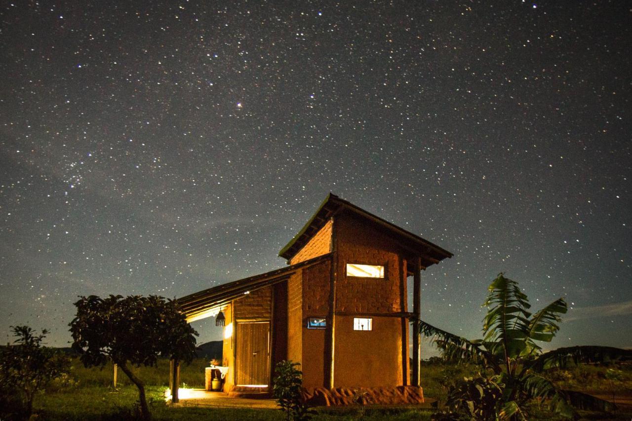 Raizando Ecologia Humana Alto Paraiso de Goias Exterior photo